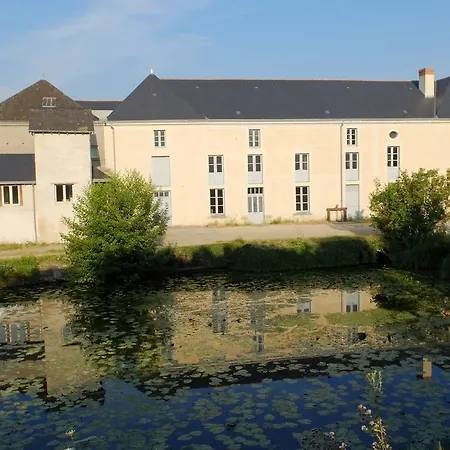 D'hotes Des Grands Moulins De Bed & Breakfast