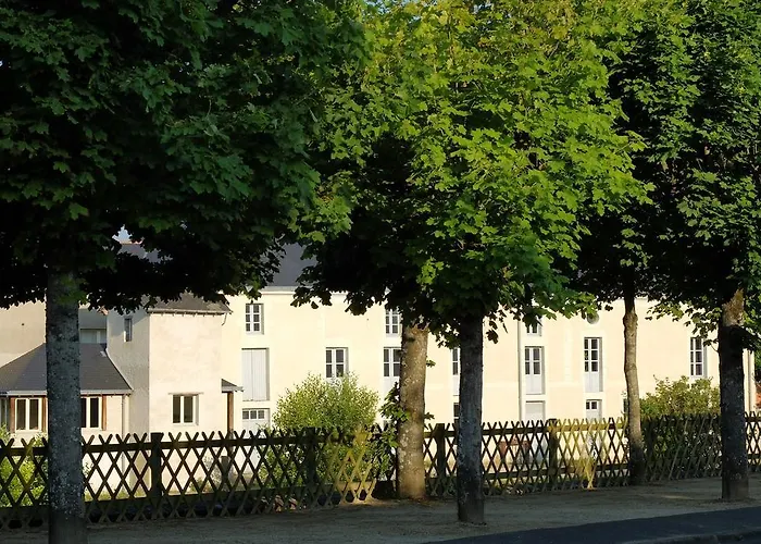 Oda ve Kahvaltı D'hotes Des Grands Moulins De Baugé